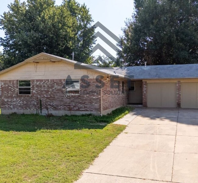 Photo - Cute 5 Bedroom House!