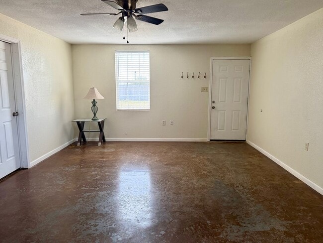 Photo - 10240 W Palomino Dr