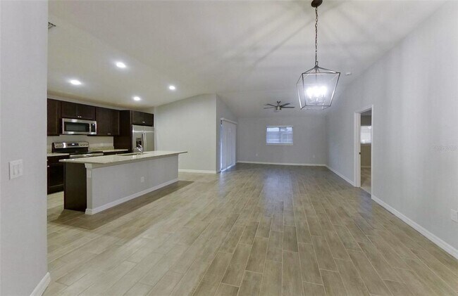 227 Pennfield St