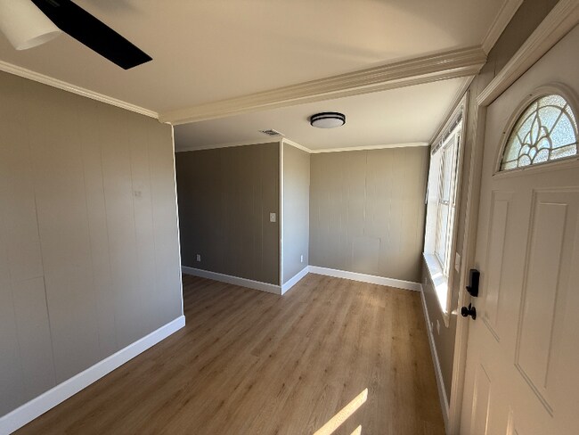 Photo - 201 Forest Ave Unidad B