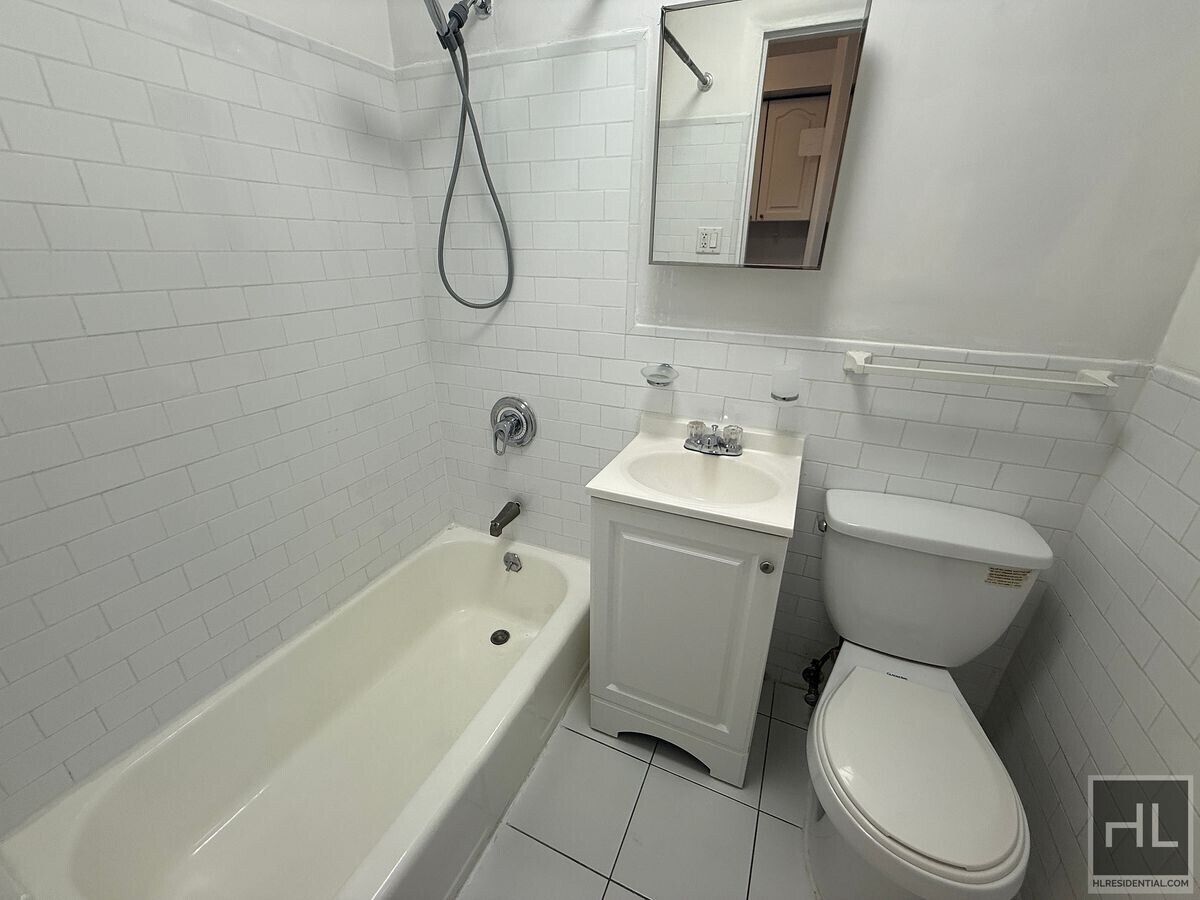 Photo - East 61 Street Unit 4A