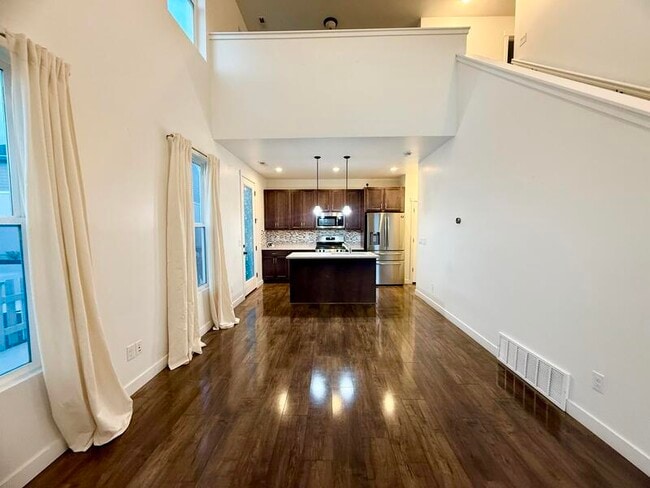 Photo - 10539 Liv Way