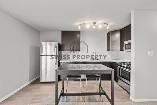 Photo - 1155 Edgehill Rd Unit 14