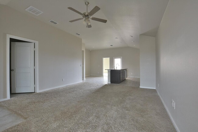 Photo - 1707 140th St