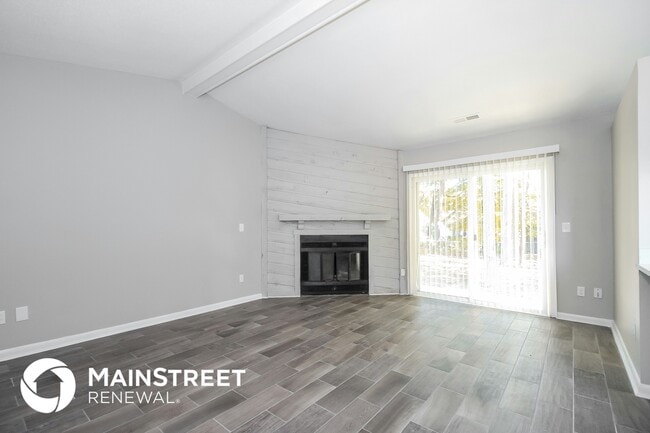 Photo - 1620 Stoneybrook Dr