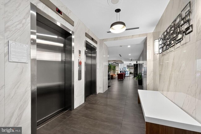 Photo - 2101 Chestnut St Unidad 1121