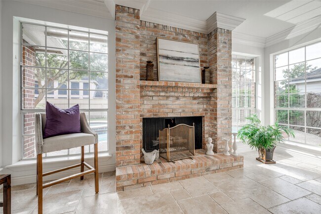 5534 Honor Dr