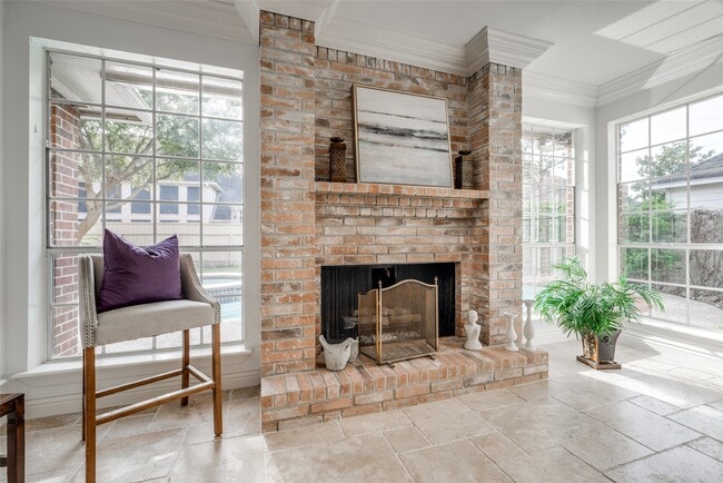 Building Photo - 5534 Honor Dr