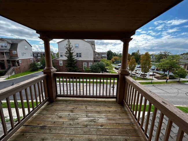 Photo - Barclay Way 2 Bed/2.5 Bath Condo For Rent ...