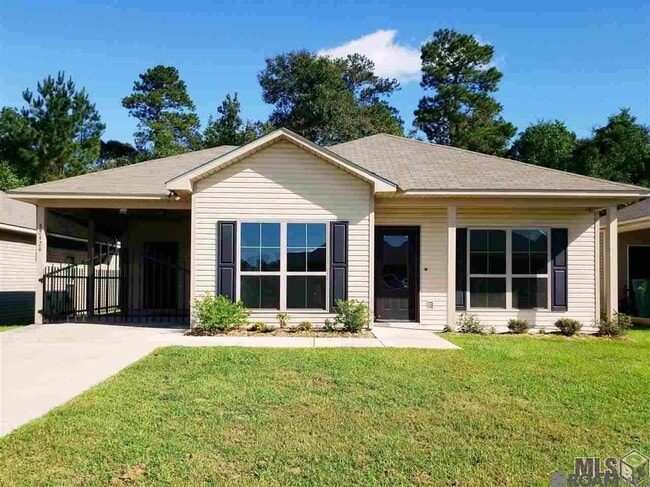 Building Photo - 32424 Creek Pointe Dr Rental