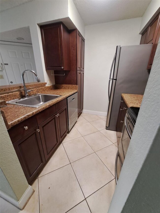 Photo - 2796 S University Dr Unit 2106