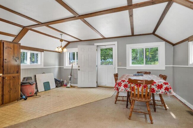 Photo - 7 Roberts Cove Rd