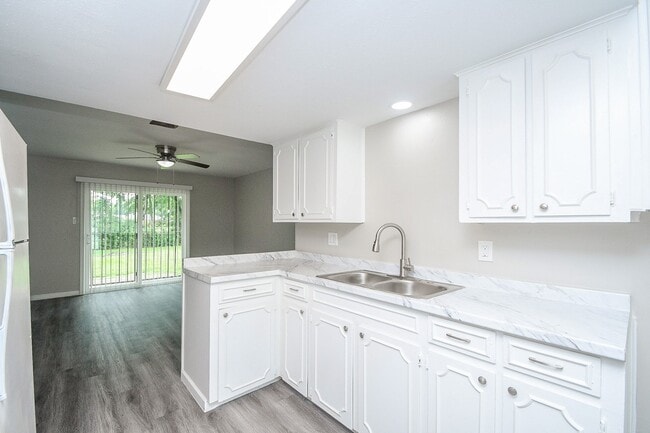 Photo - 12610 Plum Meadow Ln
