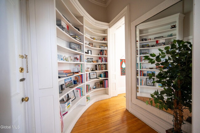 Photo - 21 Front St Unit 2