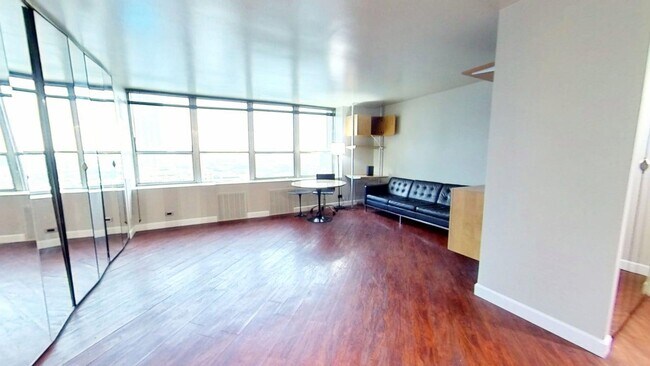 Photo - 655 W Irving Park Rd Unit 1209