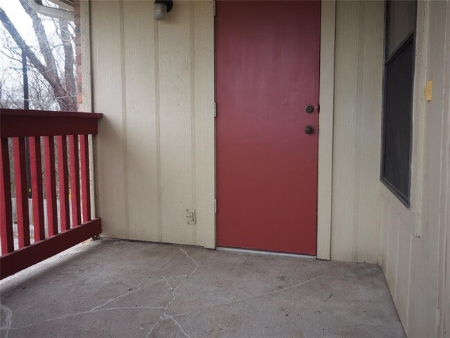 Photo - 11300 Nicole Cove