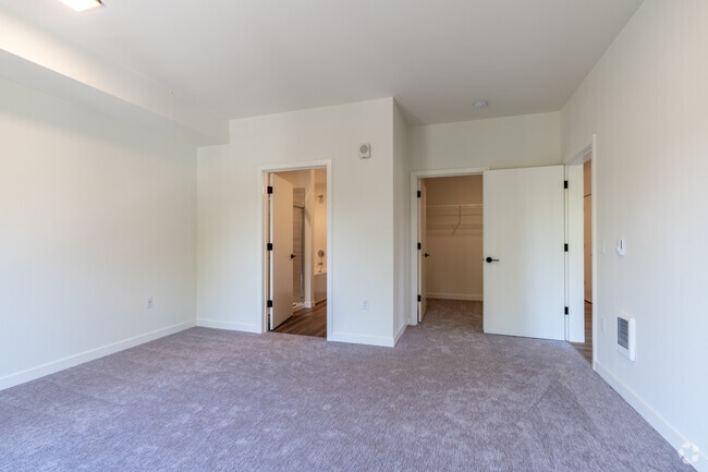 3BR, 3BA - 2,062SF - Primary Bedroom - The Ponds on Alexander