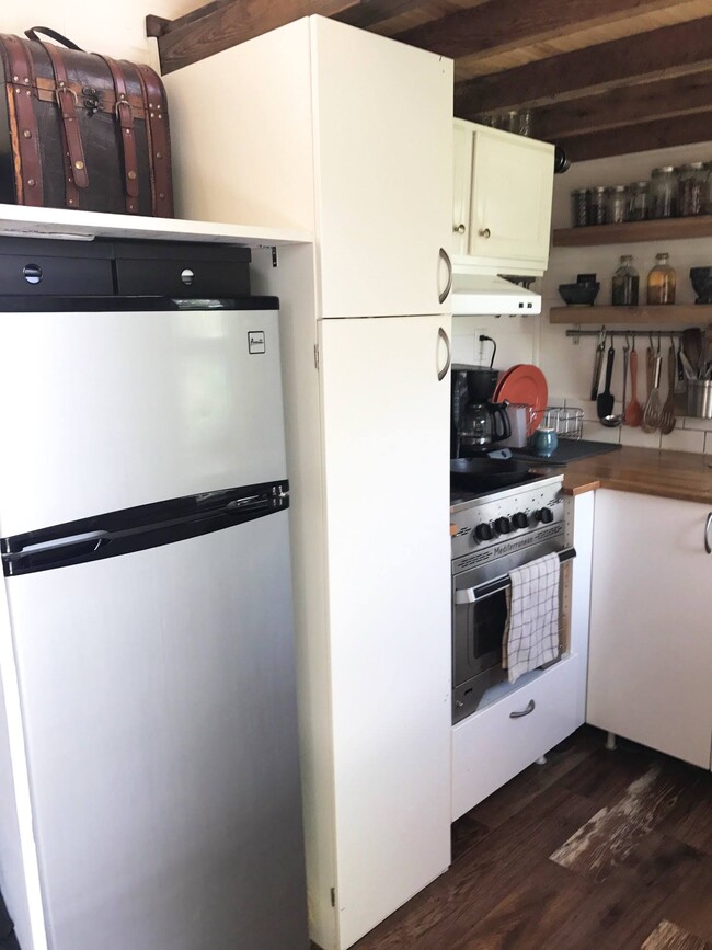 Photo - 325 N Sunset St