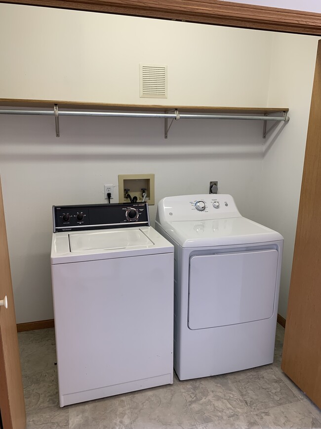 Photo - 1745 Embassy West Dr Unit 3