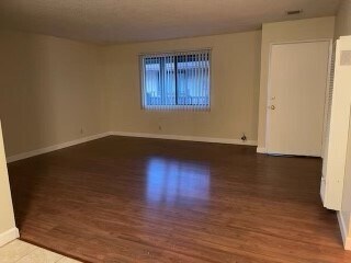 Photo - Valley Crest Apartments