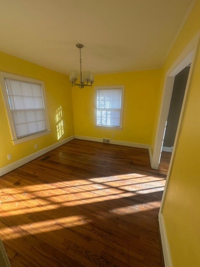 Photo - 705 Parrott Ave