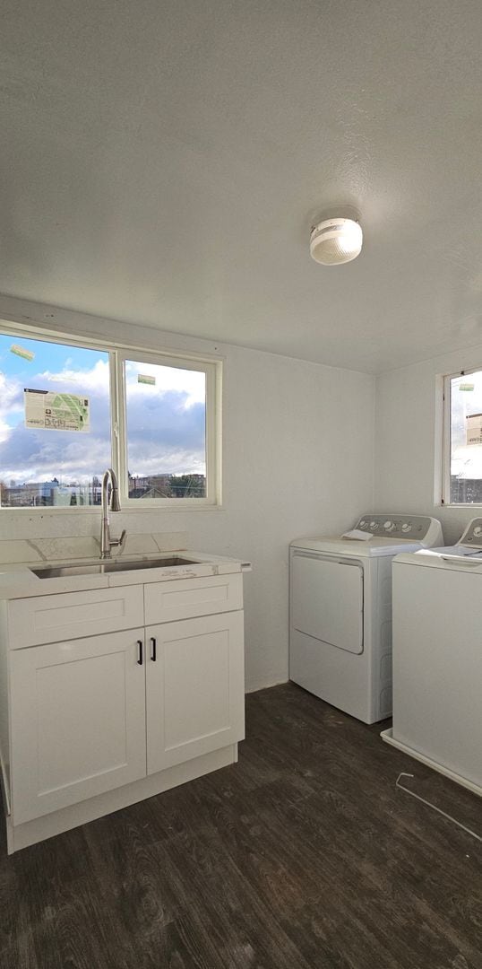 Photo - Duplex upper unit in Central District