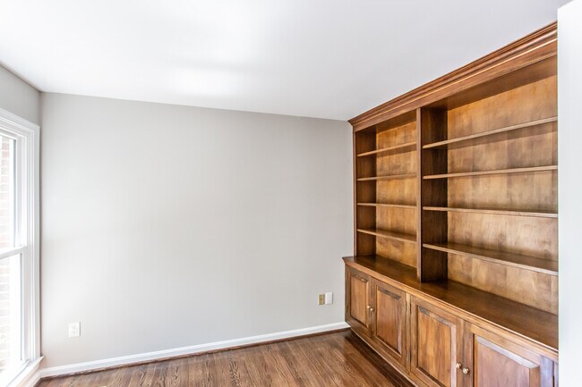Photo - 1476 Powells Tavern Pl