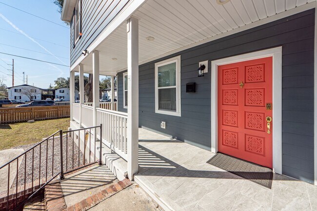 Photo - 3 BD 2.5 Bath Charming Home