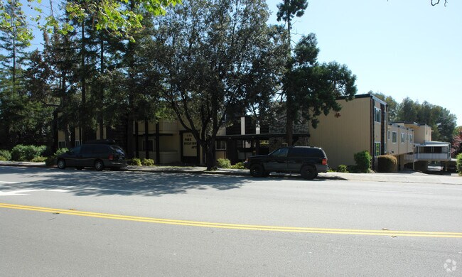 Photo - Park Hill View Apartment