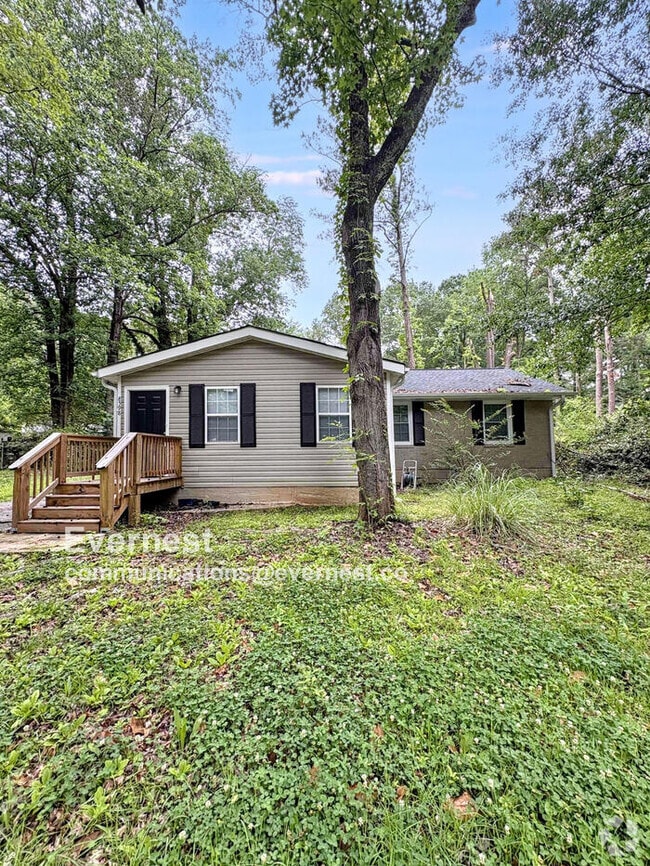 Building Photo - 8598 Stonewall Jackson Dr Rental