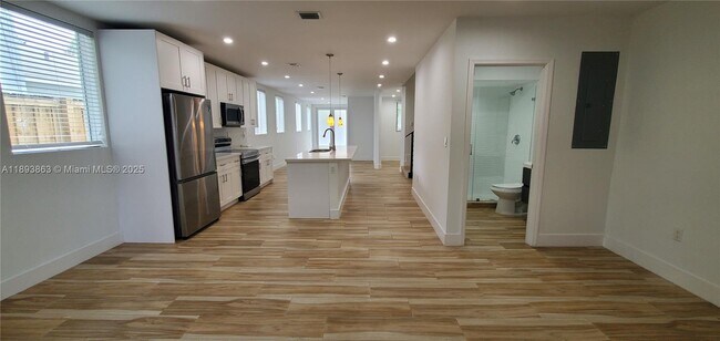 Photo - 3620 Thomas Ave