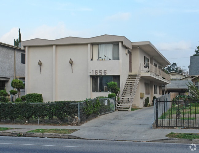 Building Photo - 1656 Arlington Ave Rental