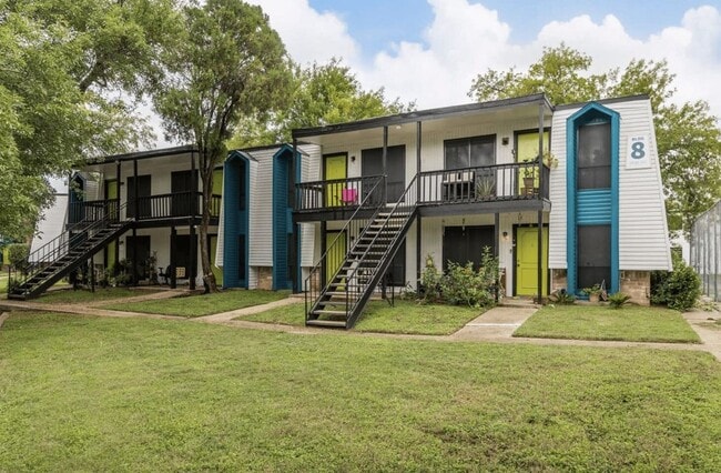 Photo - 1124 Rutland Dr Unit 023