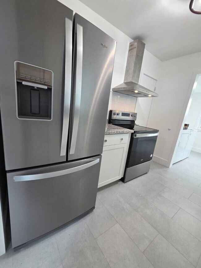 Photo - 813 S 6th St
