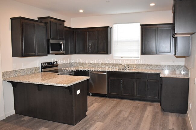 Photo - Stunning 4 Bedroom Home in Winding Meadow Village