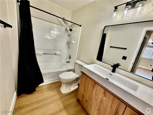 Building Photo - 4730 E Craig Rd Unit 2110 Rental