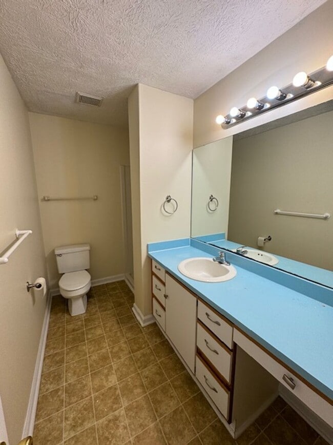 6328 Wrightsville Ave