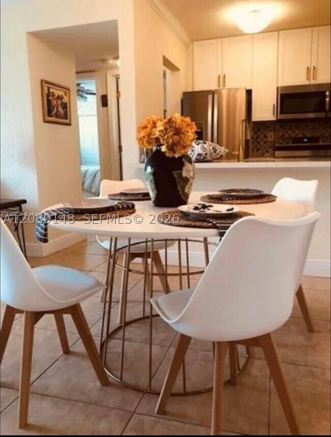 300 Madeira Ave Unit 102