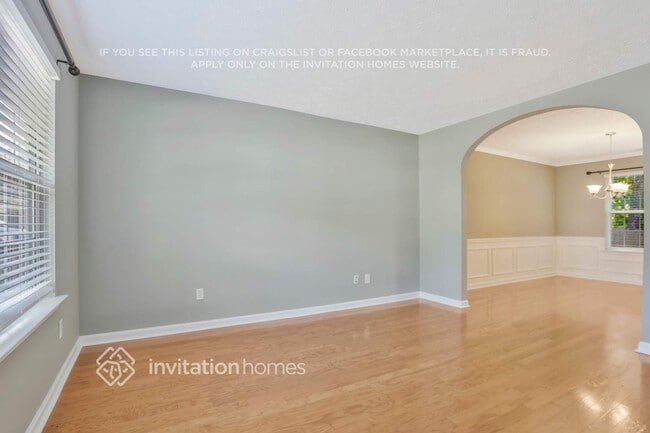 Photo - 3417 Sandlake Dr SW