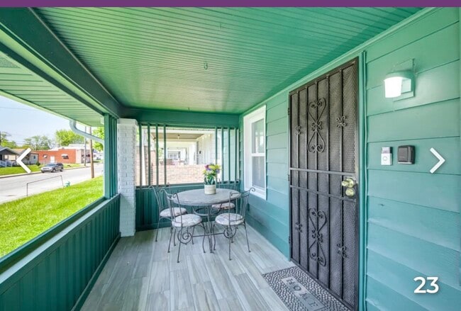 Photo - 1845 N Harding St