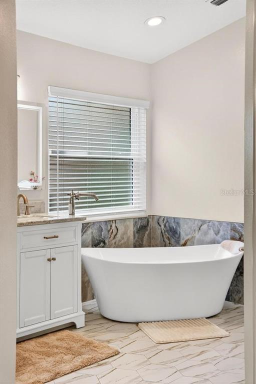 Photo - 5477 Glen Oak Pl
