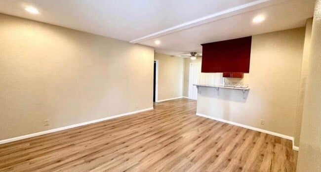 314 Shady Ln Unidad Na
