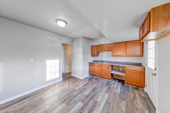 Photo - 3043 W Mooresville Rd