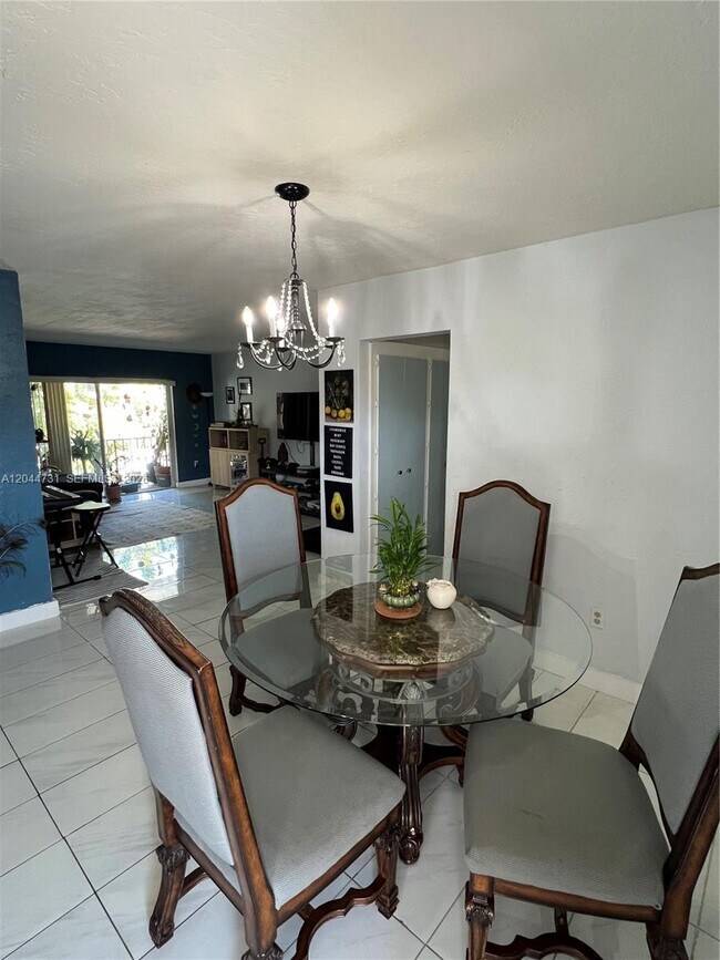 6900 N Kendall Dr Unit A205