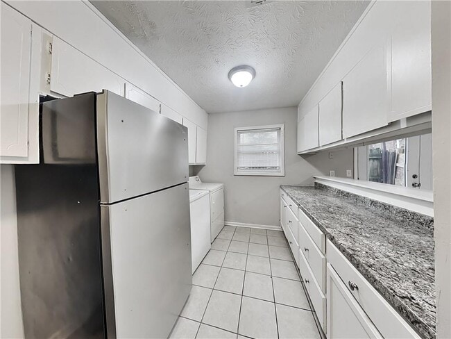 Photo - 1829 Whitehall Forest Ct SE