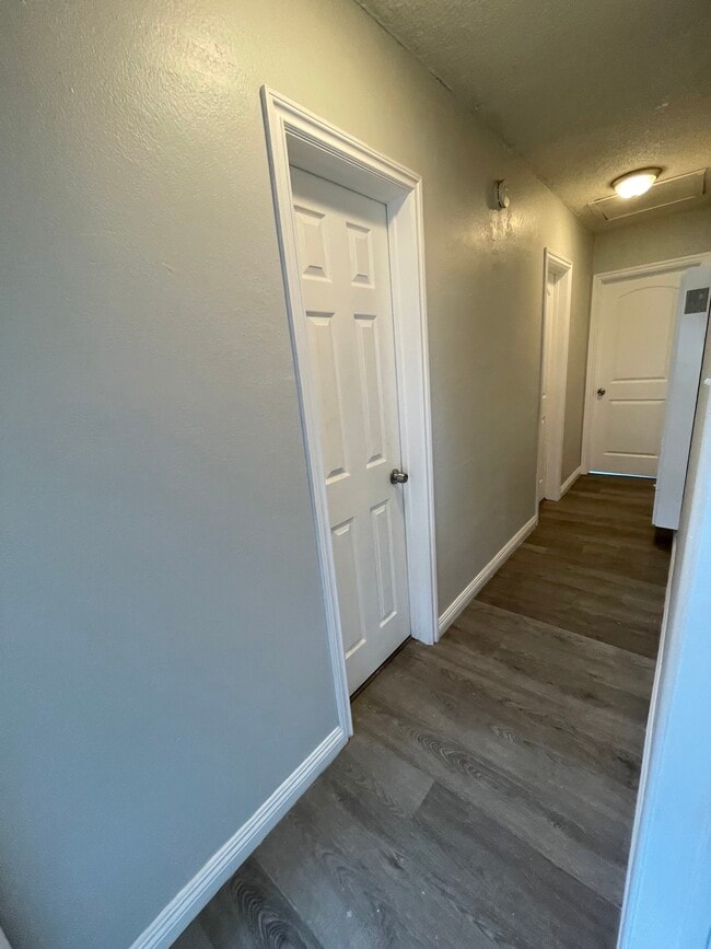 Photo - 2122 E 10th St Unit 4