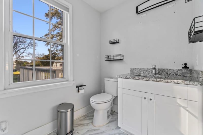 Photo - 4865 Hampshire Ave