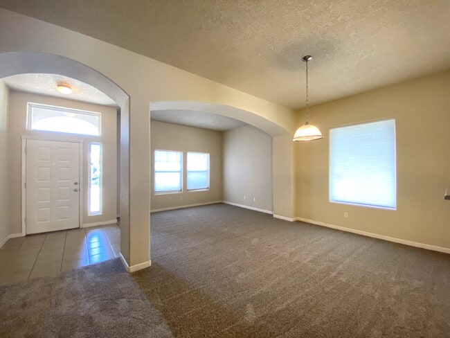 Photo - Spacious- 2 Living Rm/3BR/2Bath in Cabezon