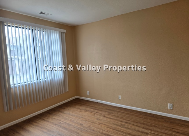 Photo - North Salinas Condo for RENT!!! Unit I