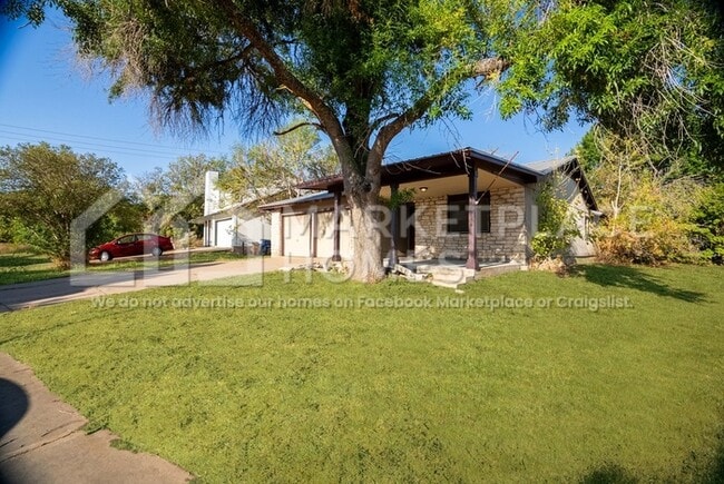 Photo - 8500 Caspian Dr
